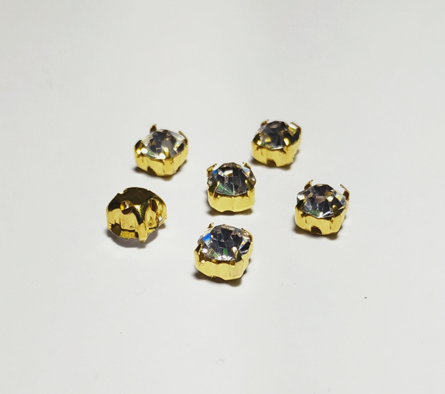 Стразы пришивные GOLD белый камень №20  (5мм), шт. Стразы пришивные