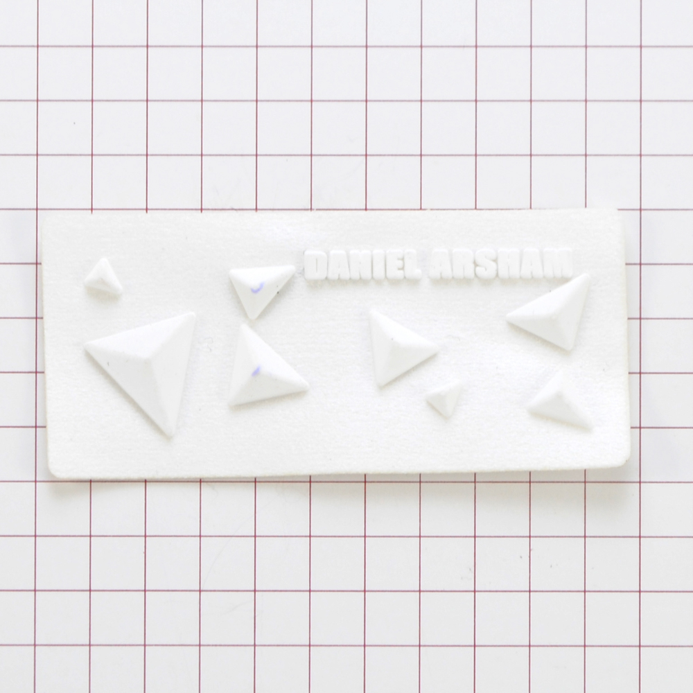 Лейба рез. Daniel Arsham 2,5*5,5 бел., шт. Лейба Резина