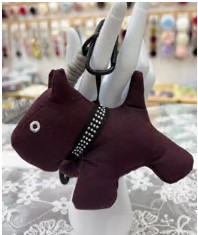 Подвеска брелок Собака, бордовый, черный, белый, шт. Подвески