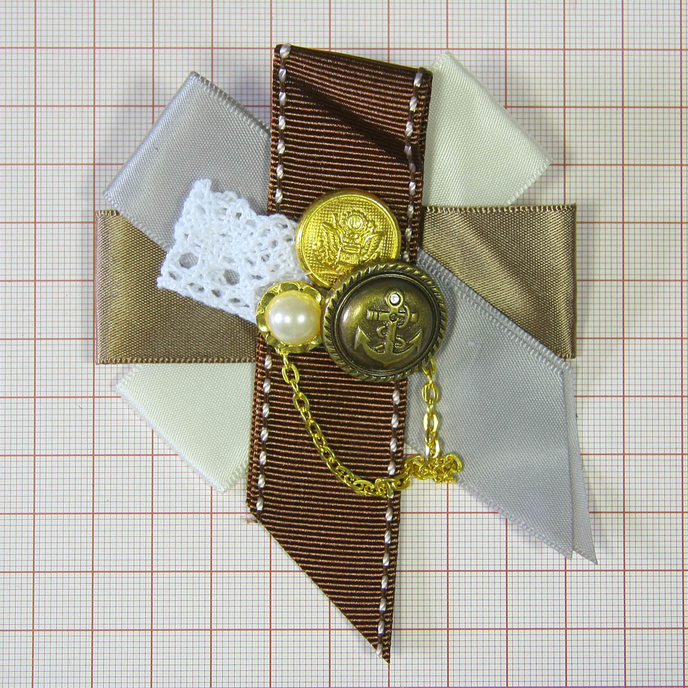 Брошь № 26 3 ленты коричневая, белая атлас, пуговицы GOLD, шт. Броши