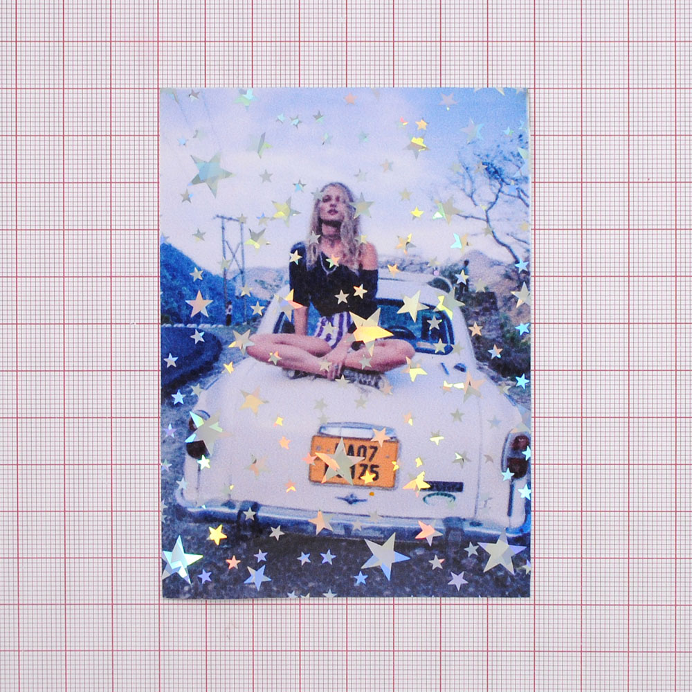 Аппликация клеенка пришивная Девушка на машине, 8*11см, белый, черный, розовый, звезды хамелеон, шт. Аппликации Пришивные Резина, Силикон