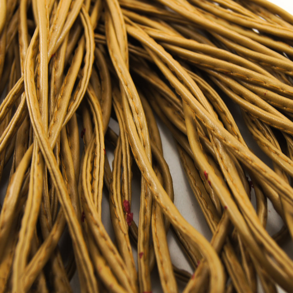 Тесьма к/зам. прошитая мат. бежевая / 40м. Тесьма Кожзам, Кожа