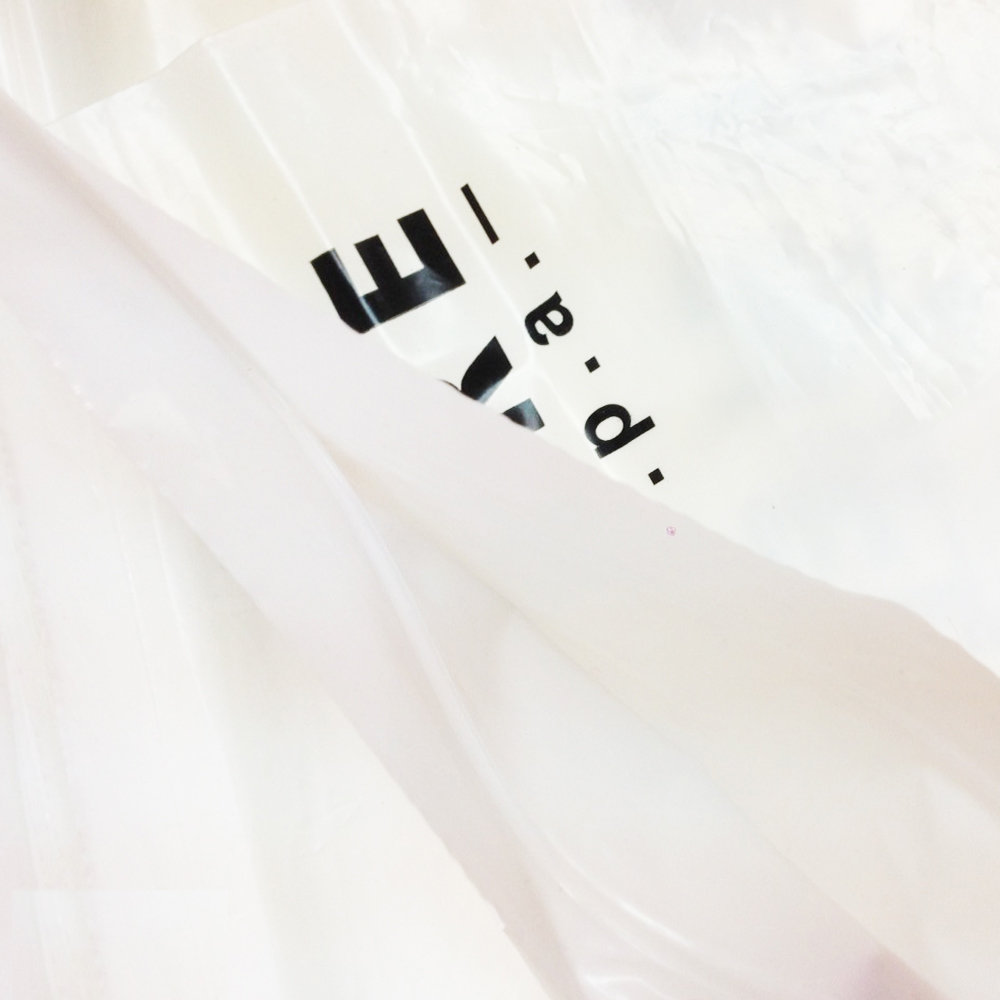 Пакет zipper п/э ITTIERRE 35*40см белый, черный лого /60 микрон/, шт. Пакет Разное