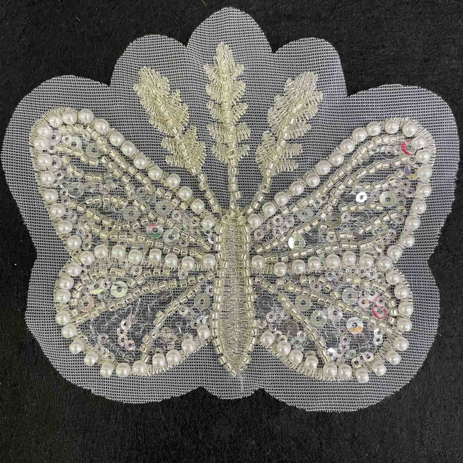 Аппл., выш. на сетке Бабочка, 9*11см, бел., бусины, пайетки, шт.. Аппликации Пришивные Кружевные Вязаные