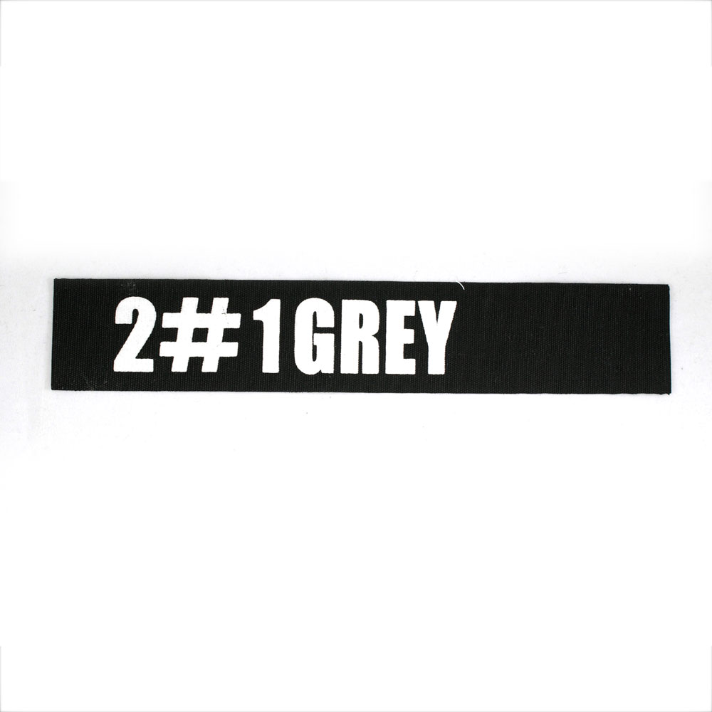 Нашивка тканевая 2#1 GREY 3.5*20см, черный фон, белые буквы, шт. Нашивка Вышивка