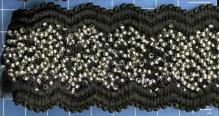 Резинка 4,5см  с прозрачным бисером, черный, ярд. Резинка