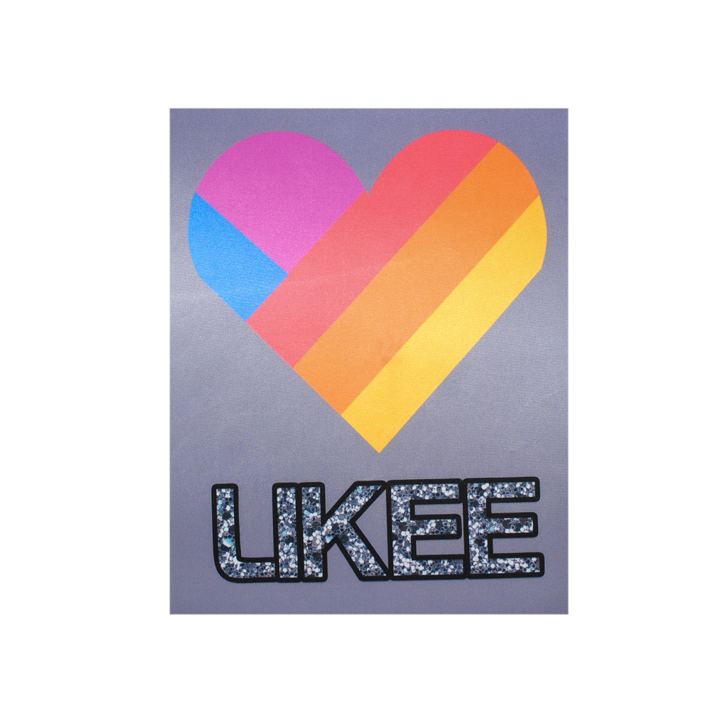 Аппликация пришивная Likee Сердце 19*24см, серый фон, разноцветный, шт. Аппликации Пришивные Постер