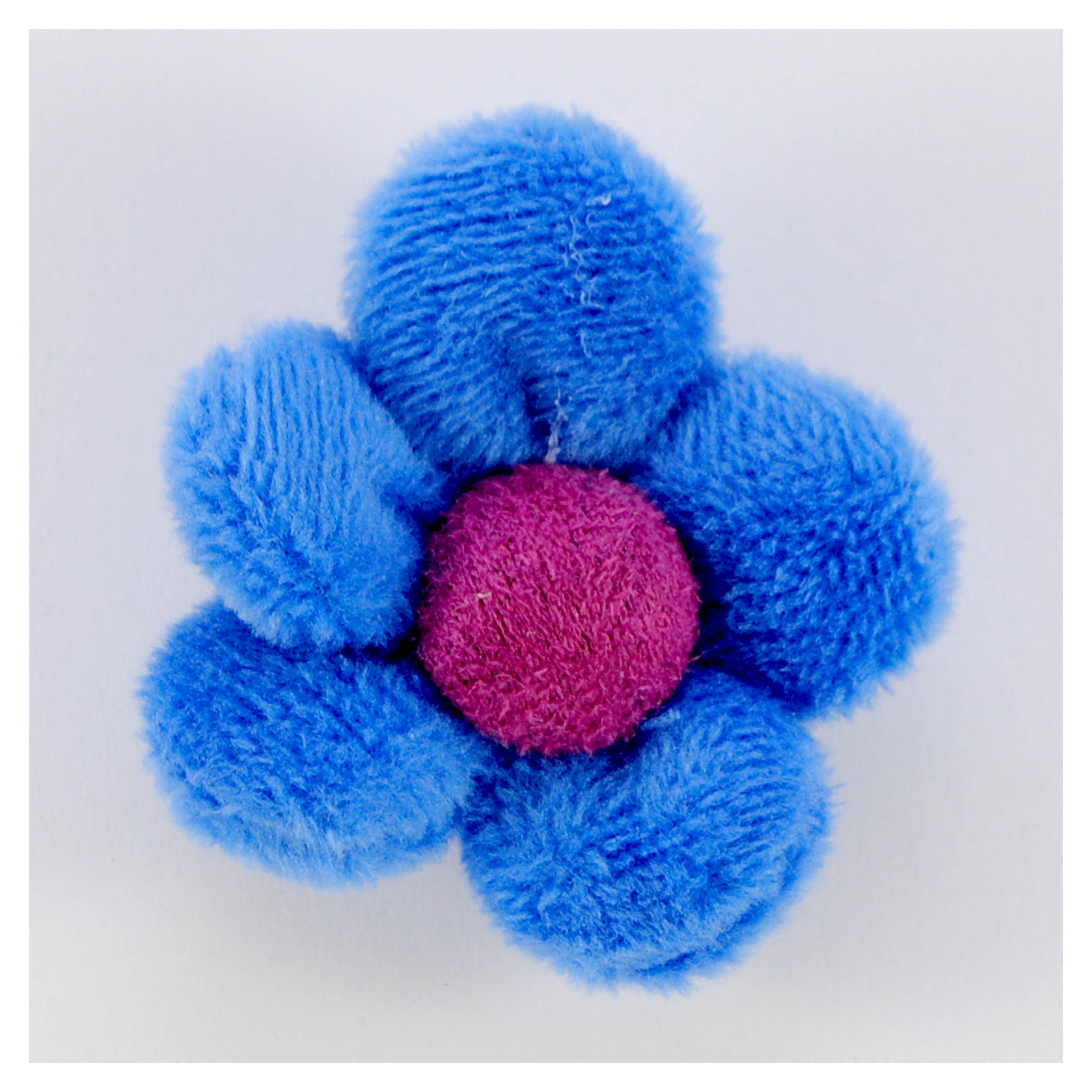 Аппликация тк. приш. дет. плюшевый цветок 4*4см, син., бордо., шт. Аппликации Пришивные Кружевные Вязаные