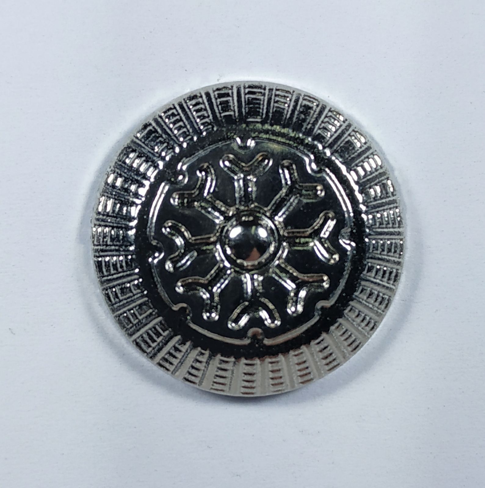 Пуговица TR-12 nik 24мм. Пуговица металлизированная