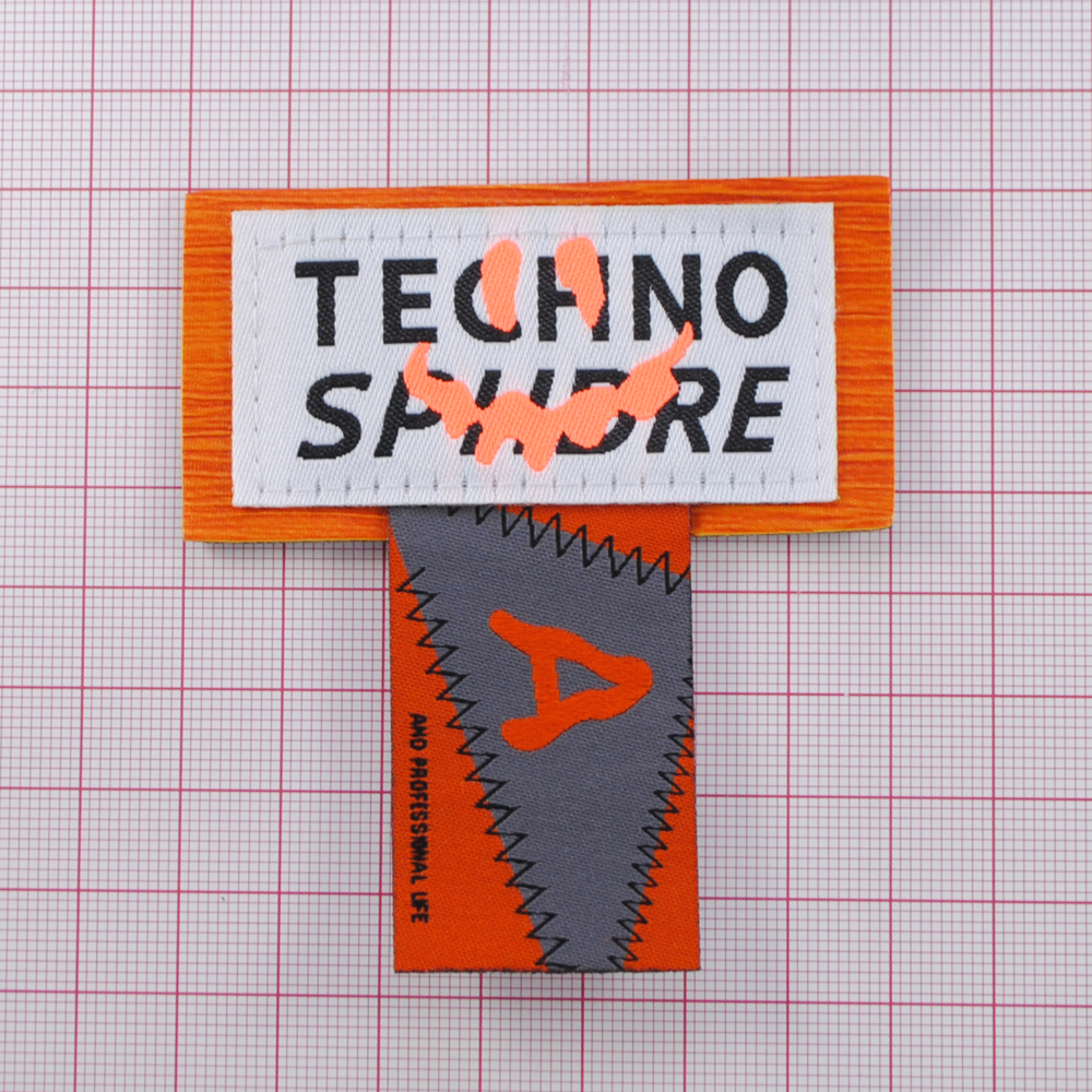 Лейба к/з и ткань Techno, 7*3,5см (флажок 4,4см), чёрн., сер., бел., оранж., шт. Лейба Ткань
