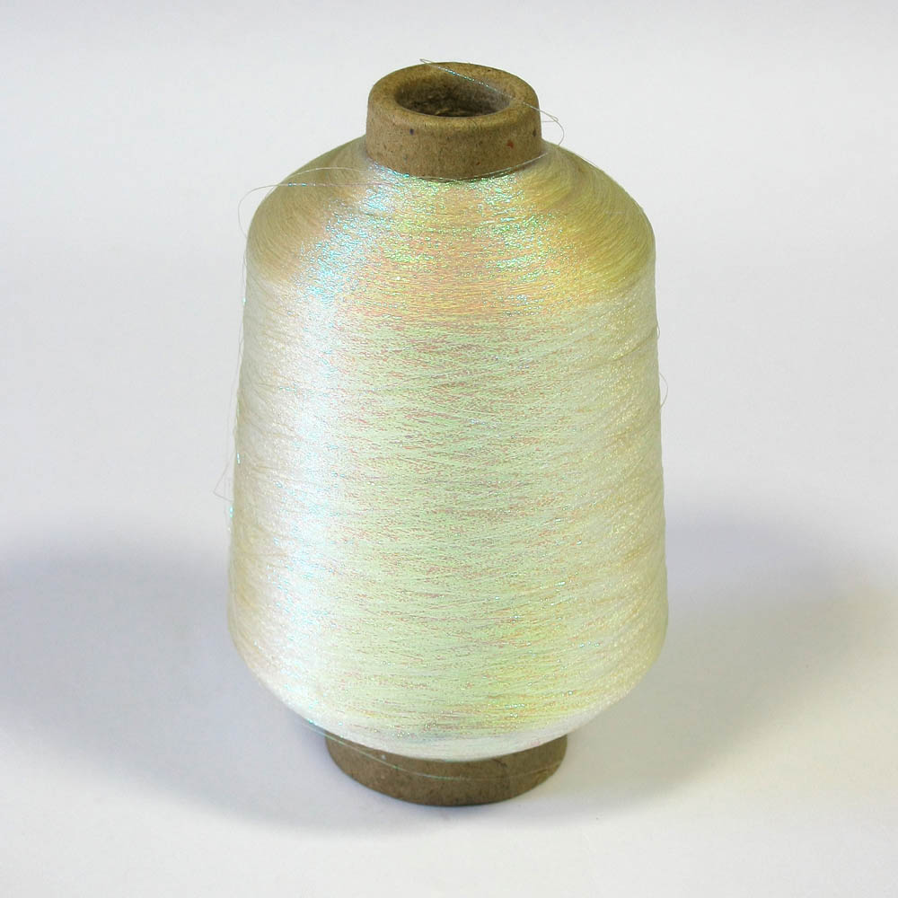 Нитка люрекс X-28 белая хамелеон /500г/ . Нитка Люрекс