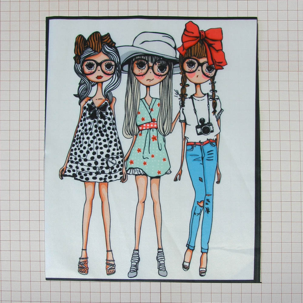 Аппликация пришивная Аниме 3 девочки 22*26см, белая, цветной рисунок, шт. Аппликации Пришивные Постер