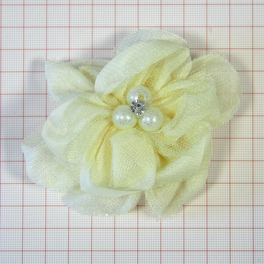 Аппликация декор цветок шифон кремовый, 3 клубка, 1 камень. Аппликация Декор